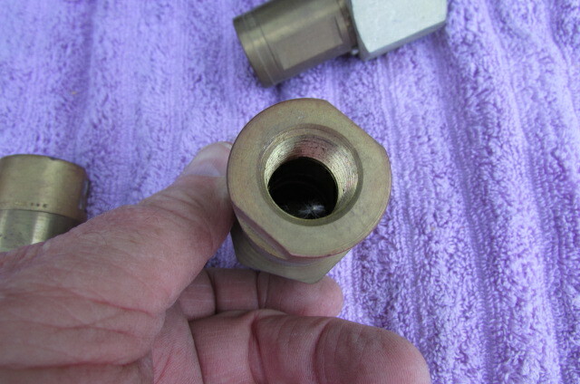 NEW Aeroquip 5100-S1-12B Fitting M-2