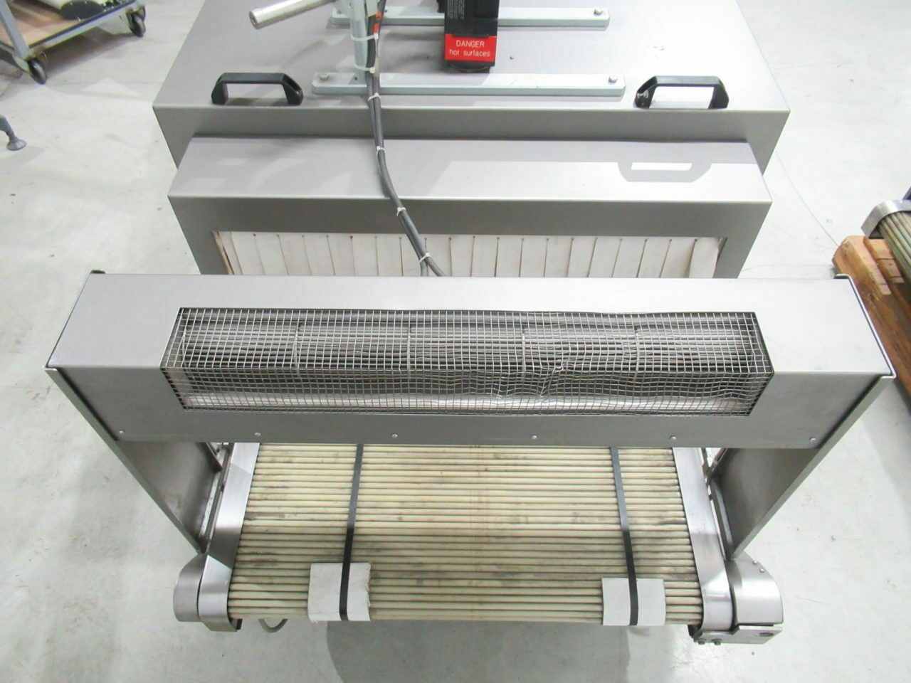 Heating Tunnel W/2 Lester Heating Gun W Conveyor DIM  66LX39WX34H