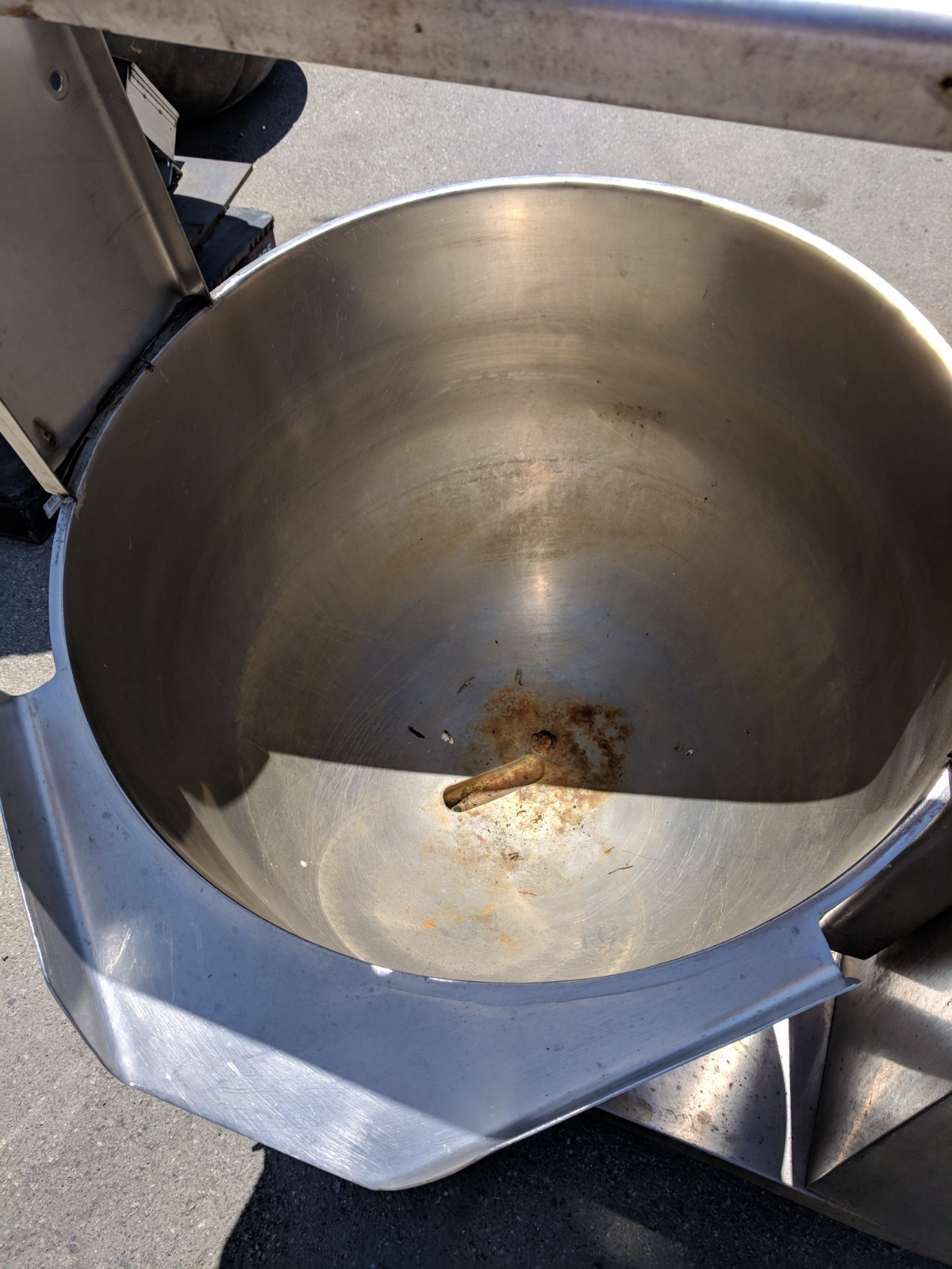 Groen DH-40 Tilting NATURAL GAS Steam Kettle, 100,000 BTU. No Agitator