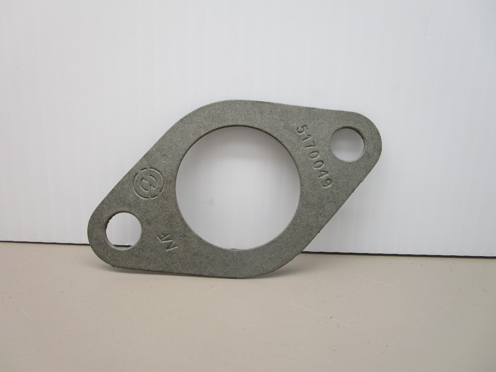 Detroit Diesel 5170049 Gasket Two Bolt Flange 1-1/2″ ID x 3-7/8″ x 2-1/4″