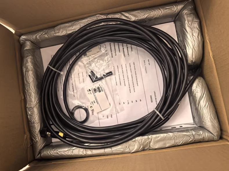 Hash LXV404.99.00100 25-Year Serial Number Spot Goods Fast shipping US FREE TAX