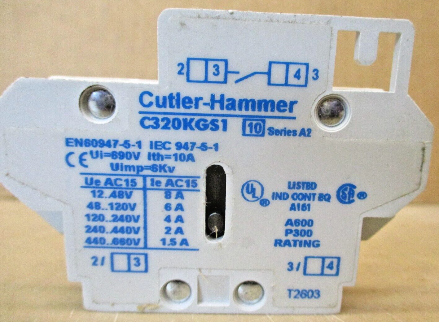 Cutler-Hammer C320KGS1 Freedom Series Side Mtd. Aux. Series A2 46853LR