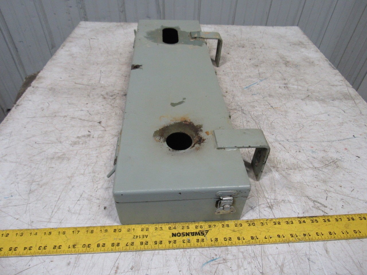 31″x 9″x 4″ V-Belt Drive And Idle Pulley Guard Hinged Door
