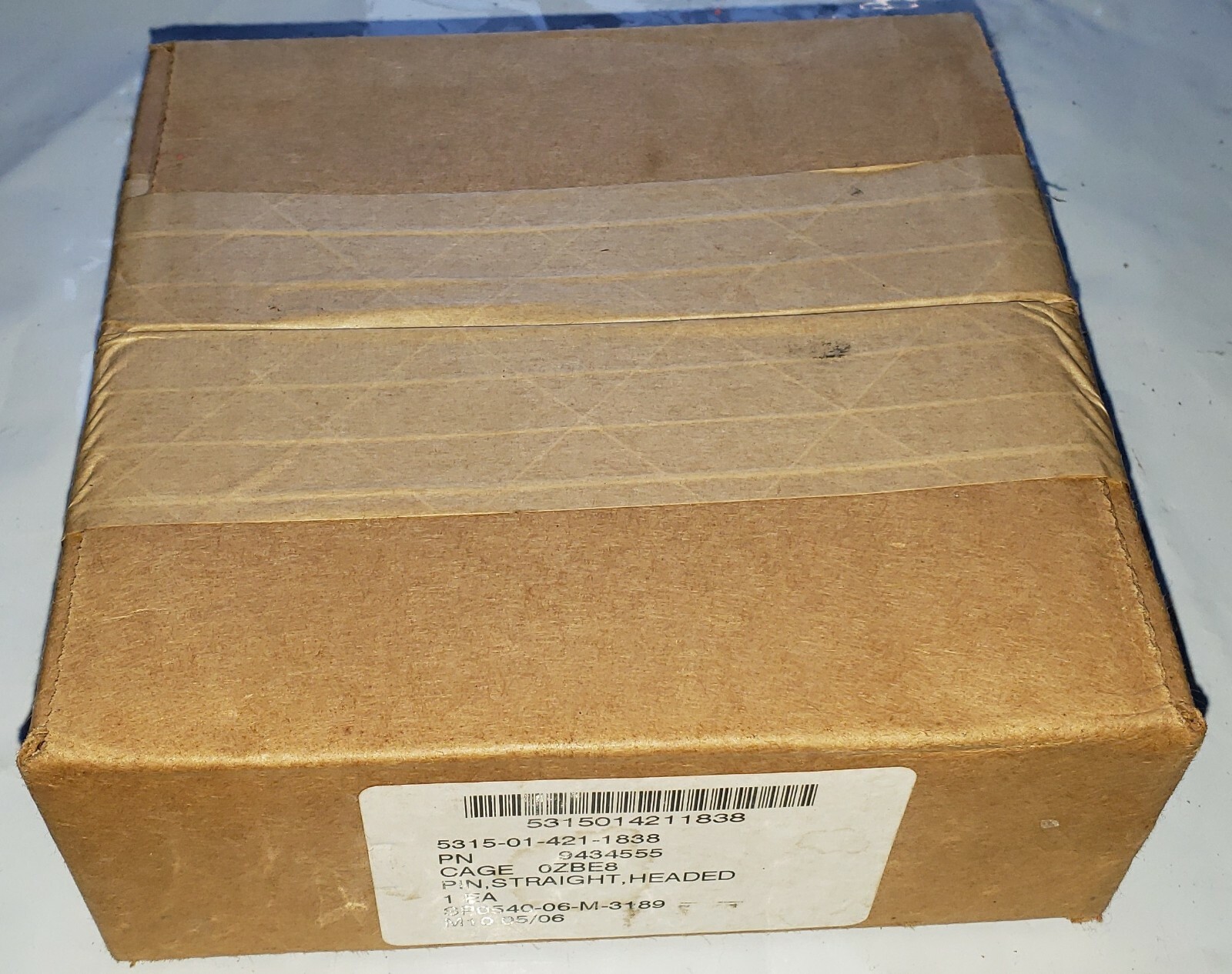 Pin, Straight Headed 5 3/8″ x 1 3/8″ with Clip and Lanyard 9434555