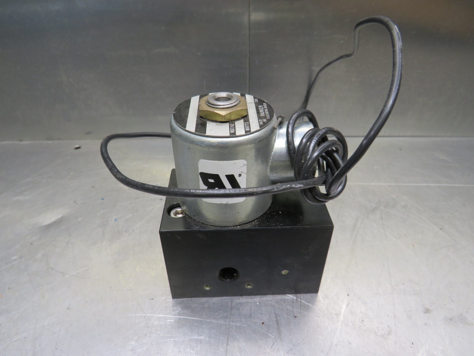 Parker PM3D5080C Valve 120V