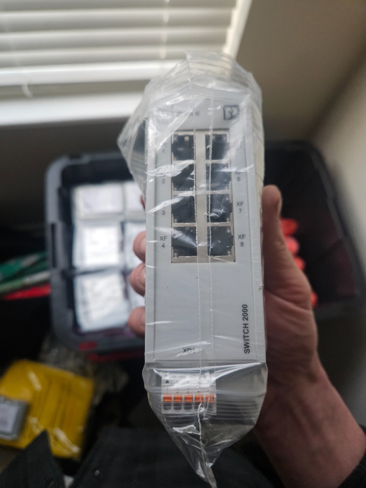 Phoenix Contact FL Switch 2308 (managed industrial gigabit ethernet switch)