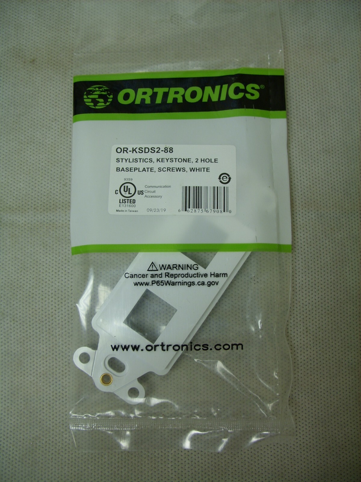 Ortronics OR-KSDS2-88 Stylistics, Keystone, 2 Hole, Base Plate White BOX of 20