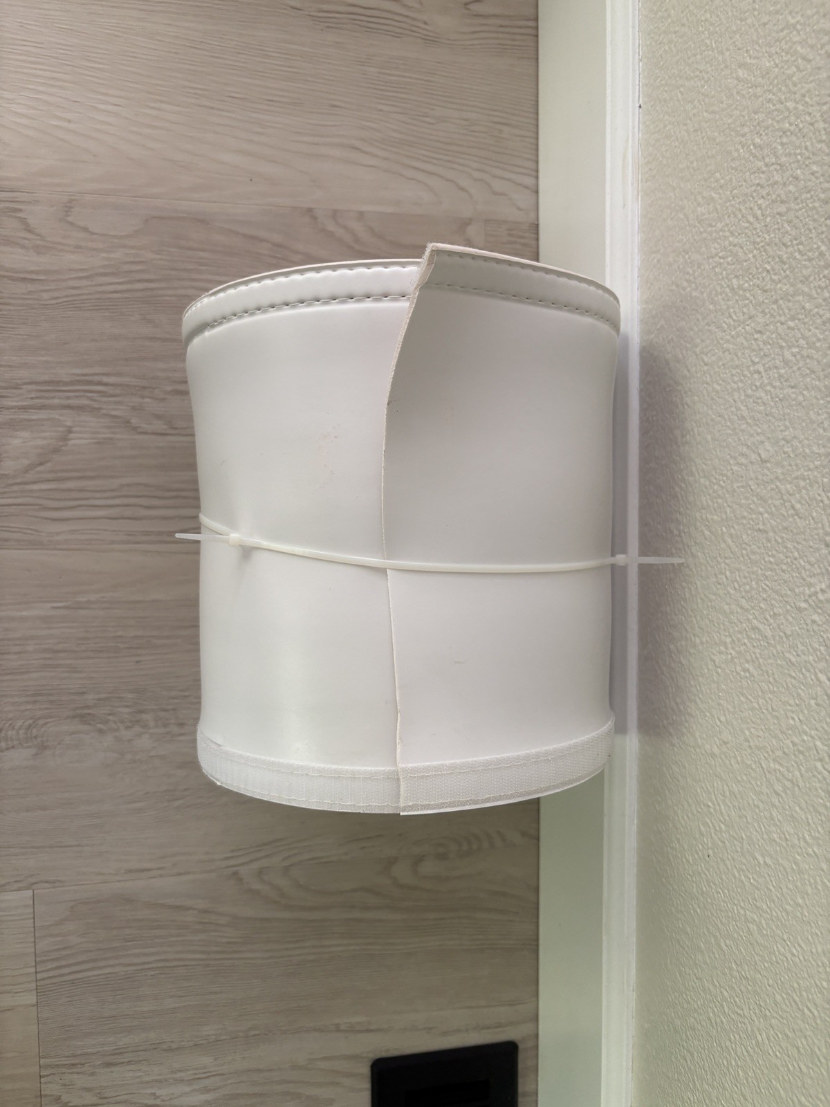 Airex E-FLEX Guard Line Set Cover for 5/8″ 7/8″ Tubing White Insulated 25ft