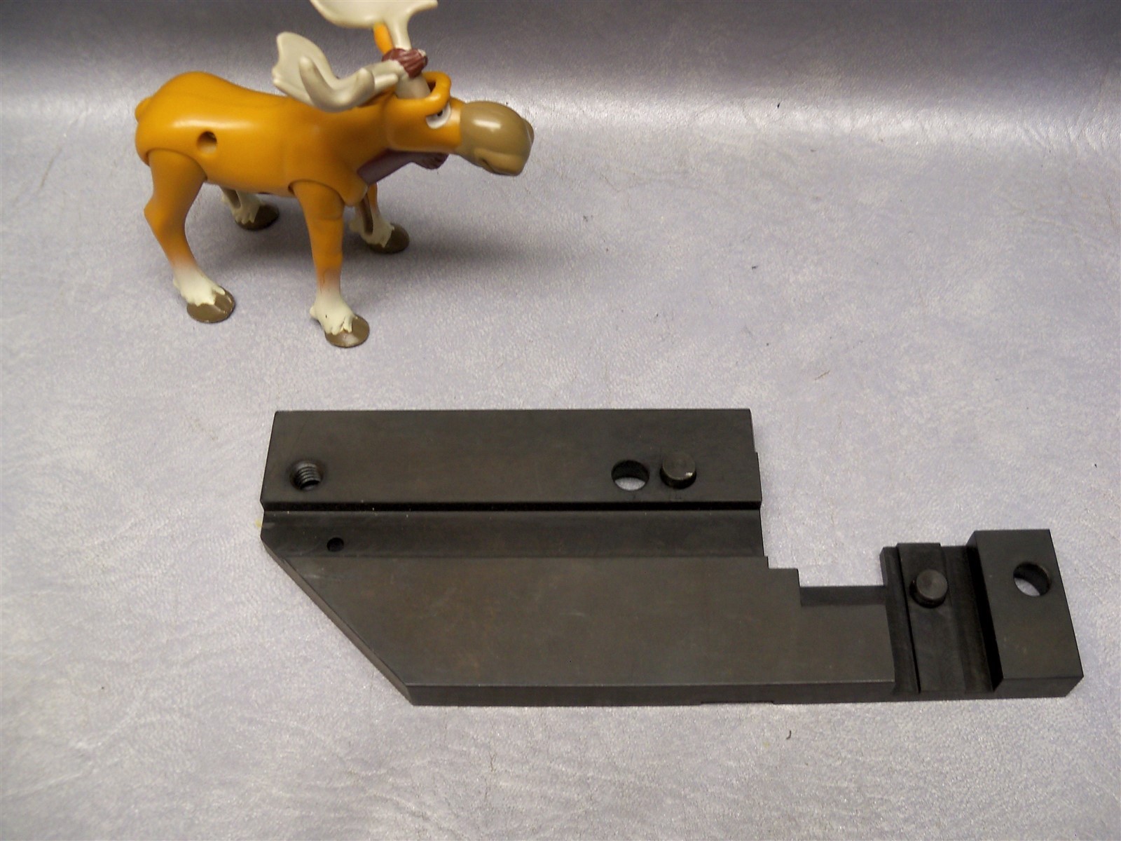 1190-A A&M Ejector Guide Assembly