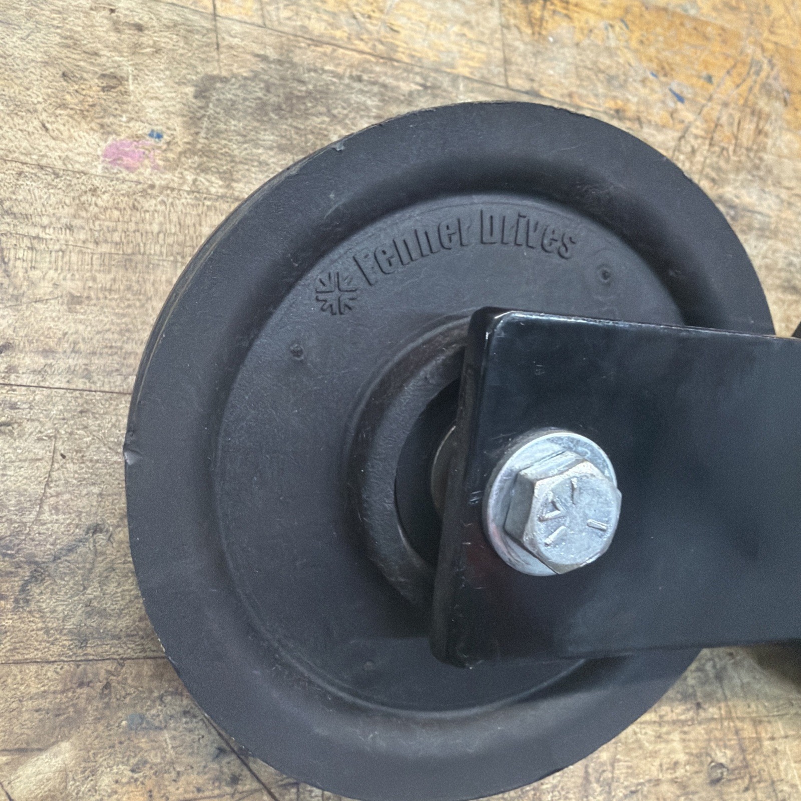 LOT OF 2 FENNER DRIVES ROUND BELT IDLER PULLEY 1/4 CABLE 4.5 With Connection Bar