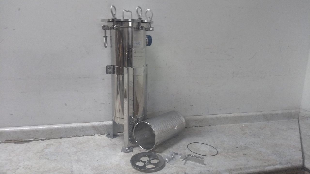 Pentair/Pentek ES12NA415-75 2 In NPT Connection 90 GPM Bag Filter Housing
