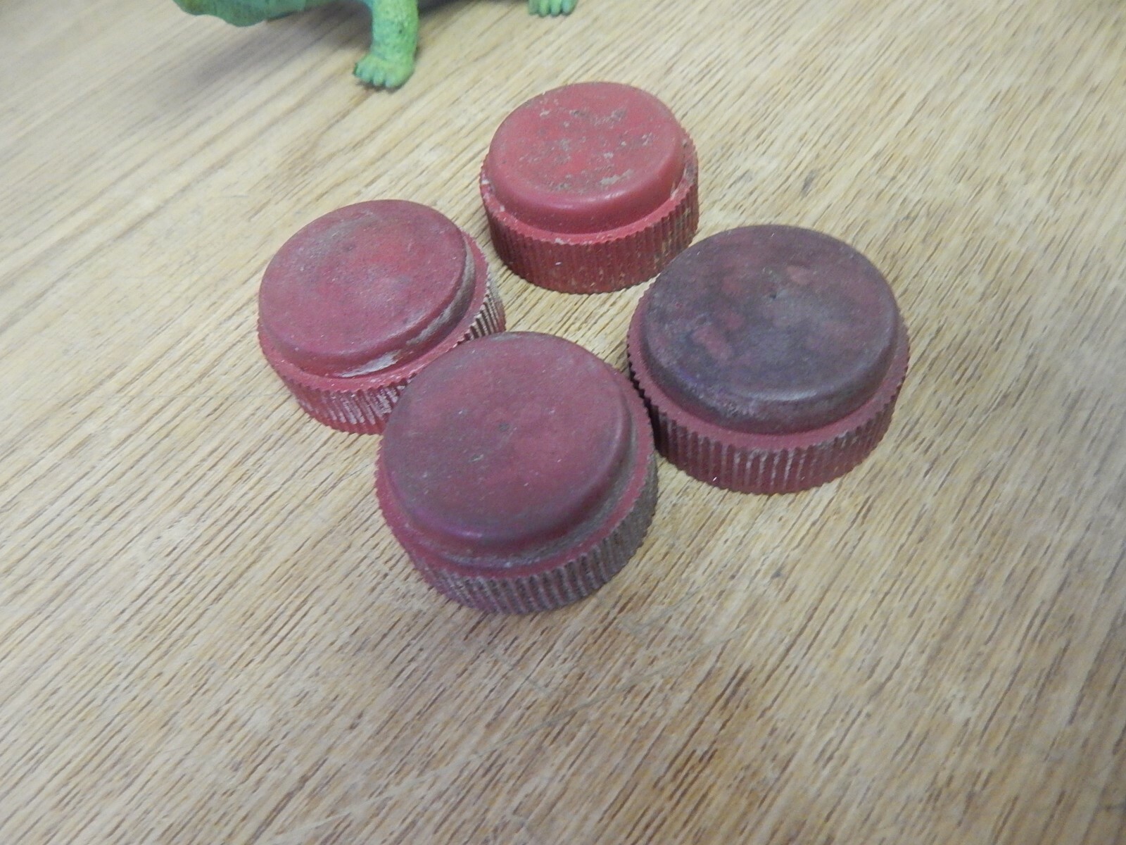 Red Switch Cover/Cap 1-3/16″ Bore 11/16″ H Lot of 4 *FREE SHIPPING*