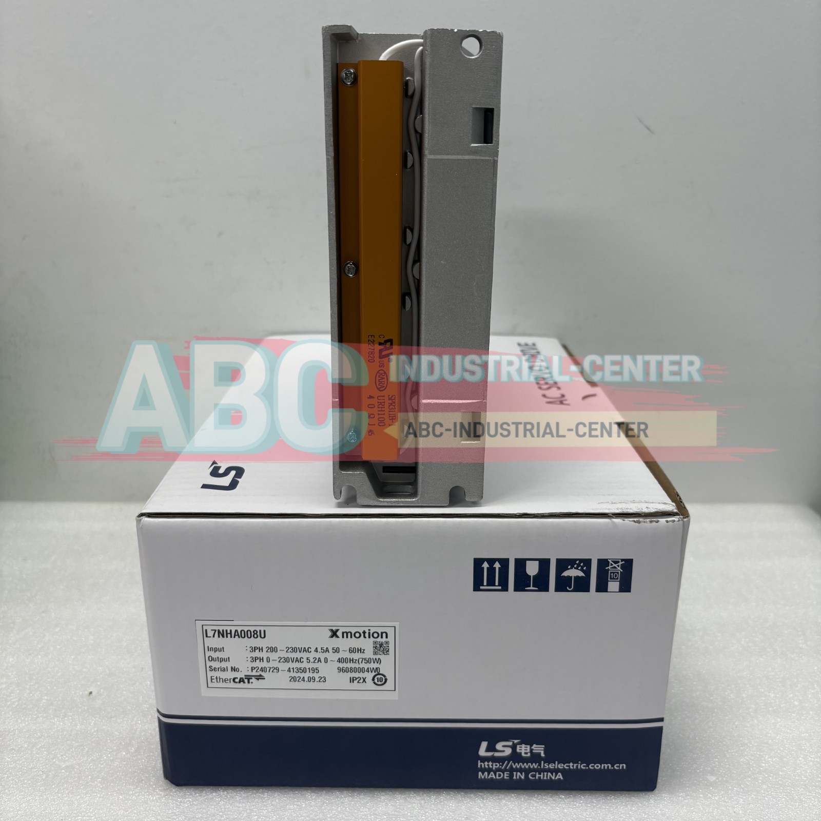 1PCS New LS L7NHA008U servo driver#