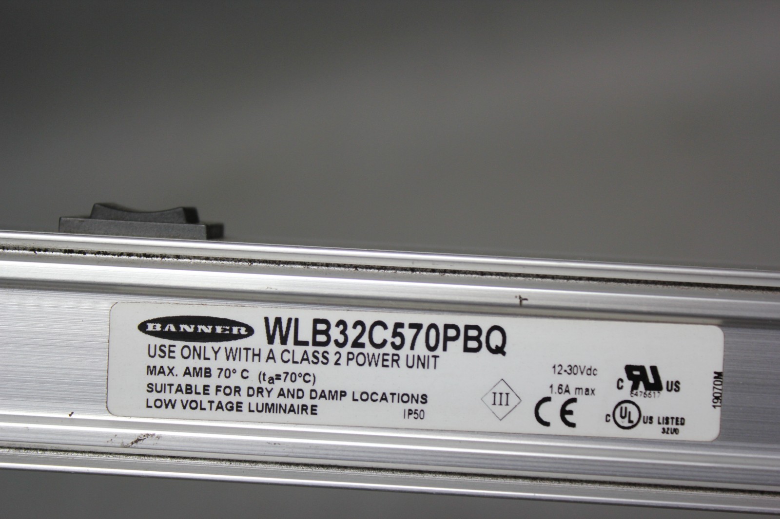 BANNER LED WORKSTATION LIGHT WLB32C570PBQ