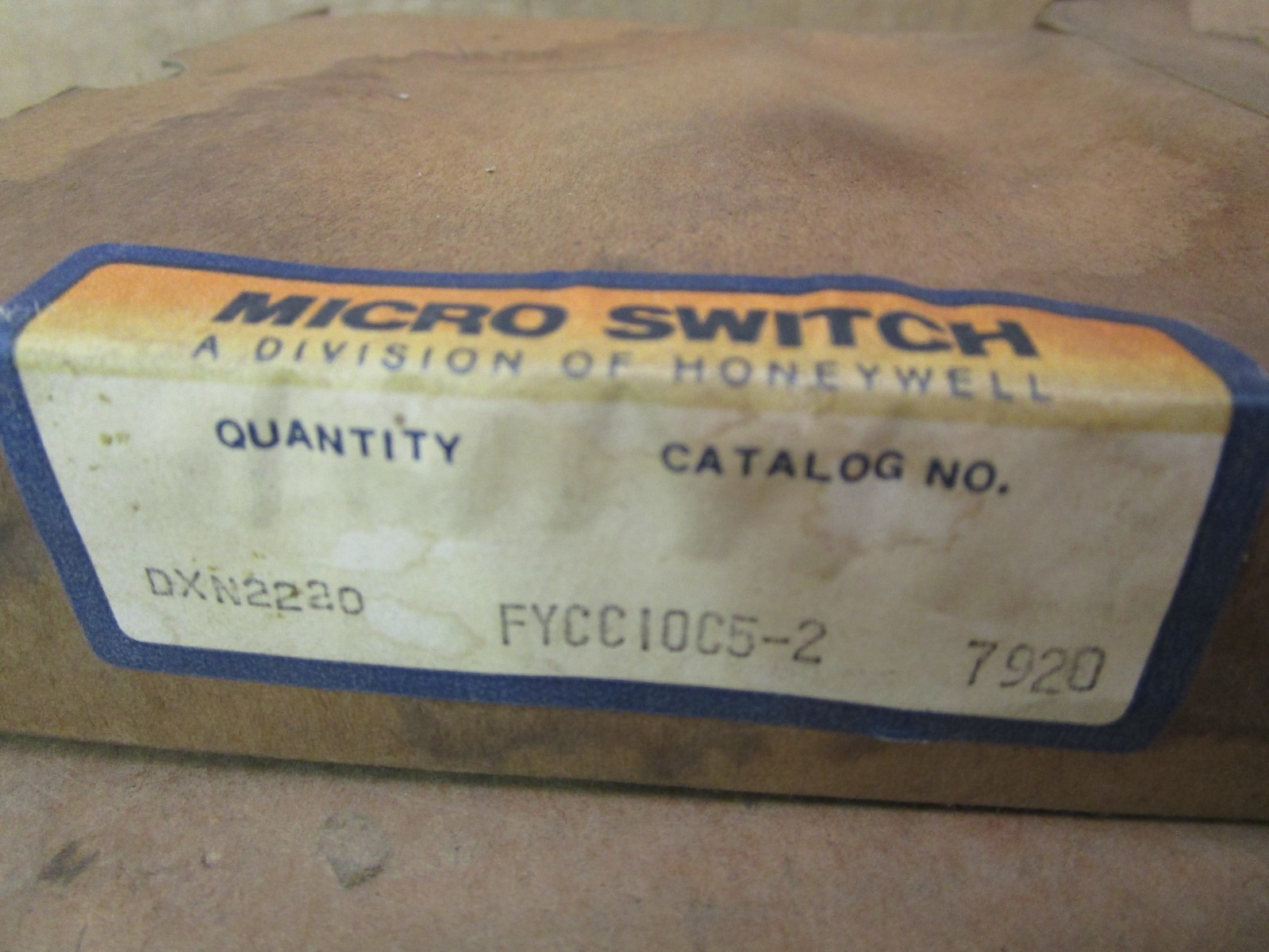 New Open Box Micro Switch Honeywell DXN2220 FYCC10C5-2 7920 51501LR