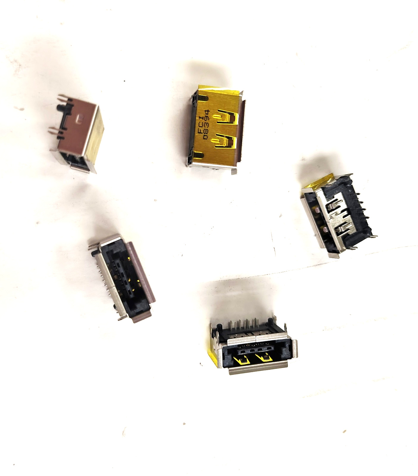 Amphenol FCI 10086118-001RLF ESATA USB 2 IN 1 REV DIP 200 Pcs