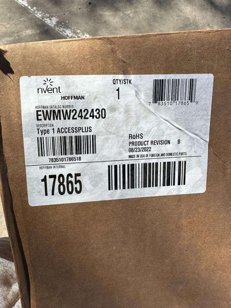 HOFFMAN NVENT 17865 EWMW242430 TYPE 1 ACCESSPLUS DOUBLE HINGE WALL MOUNT CABINET