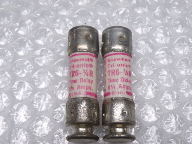 SHAWMUT TR6-1/4R FUSE LOT OF 2 NSNP