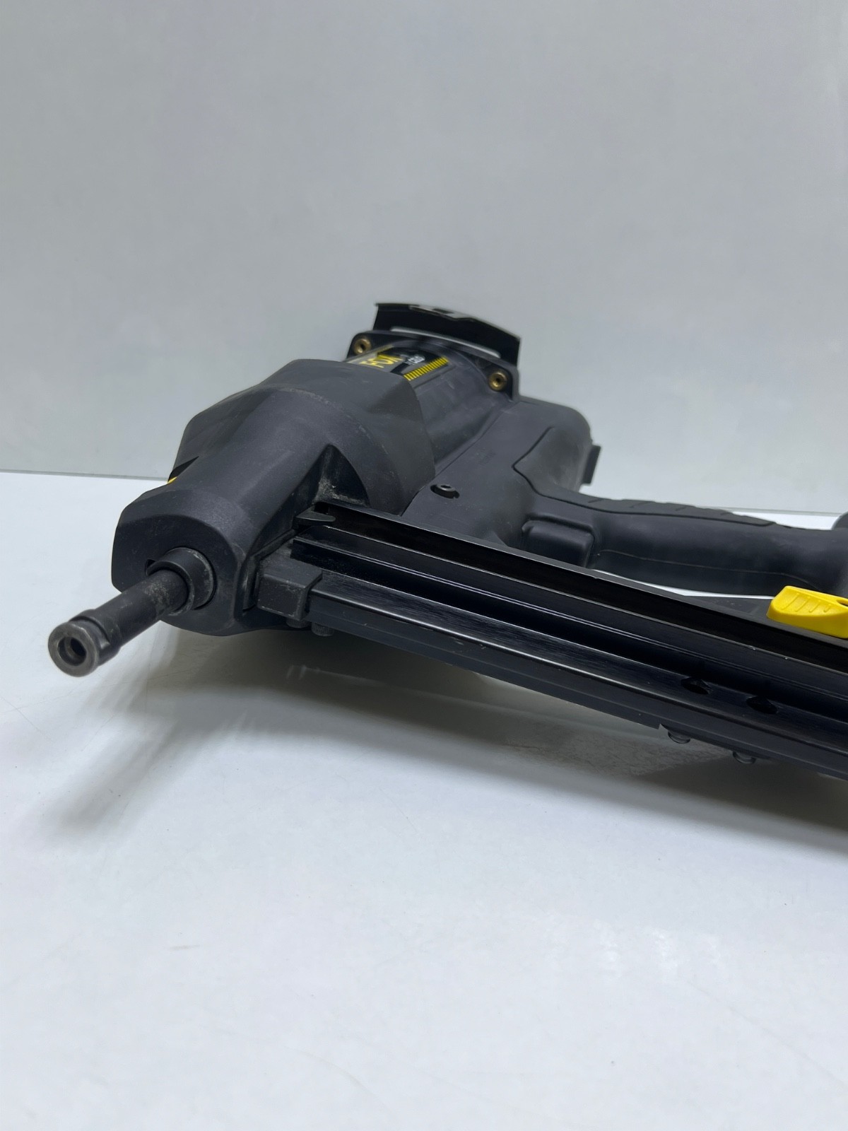 CELO Cordless Gas Nailer FOX 40 (Only Unit)