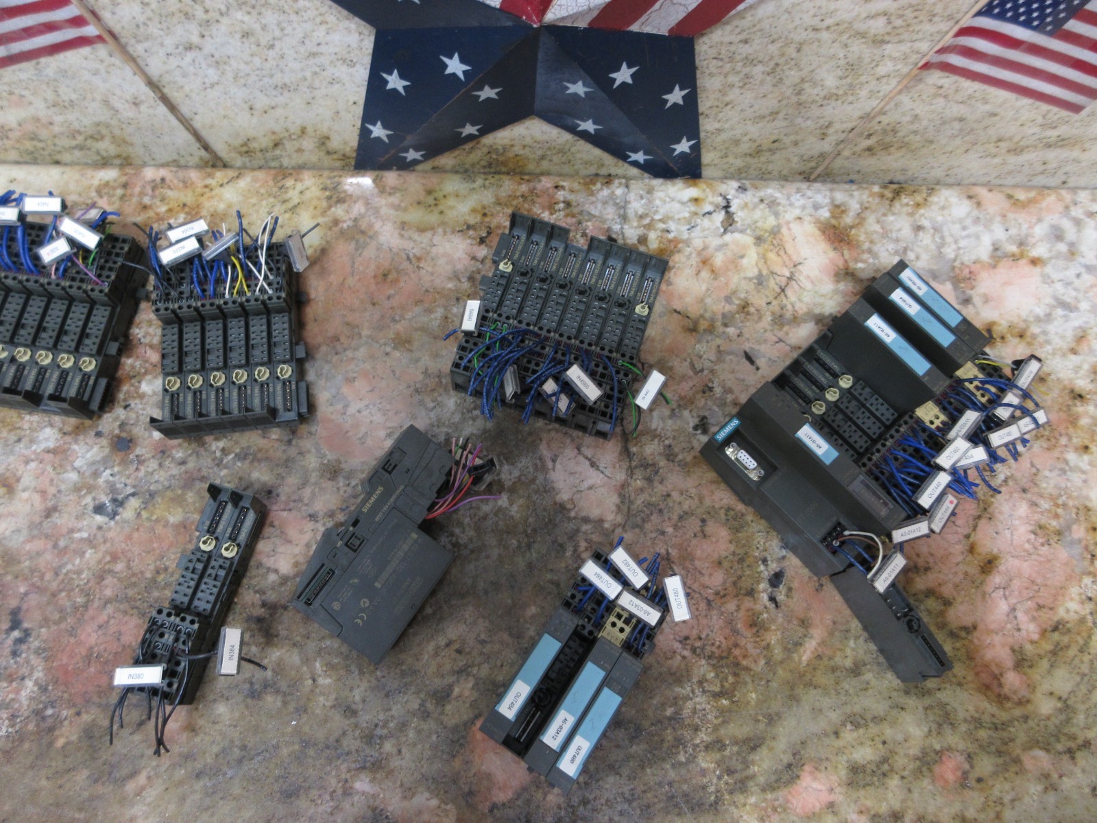 GILDEMEISTER TWIN 32 SIEMENS 6ES7 193-4CB30-0AA0 6ES7 132-4BD30-0AA0 LOT OF 7