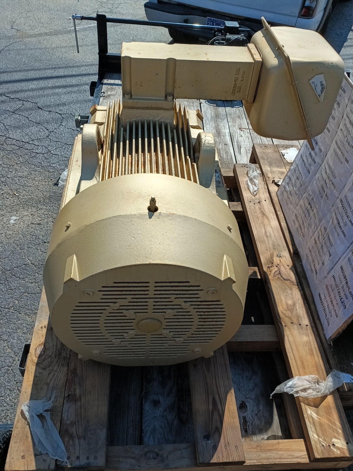 BALDOR RELIANCE SUPER E MOTOR EM441OT-4 125 HP 1785 RPM 460VOLTS