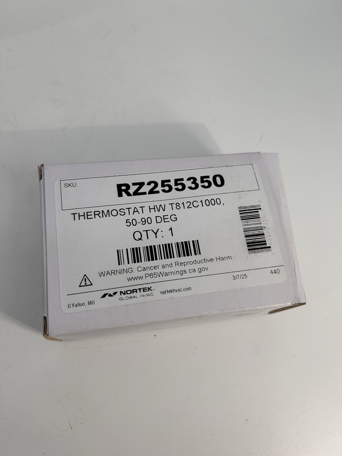 Brand New Honeywell T812C1000 Heating and Cooling Thermostat 24VAC