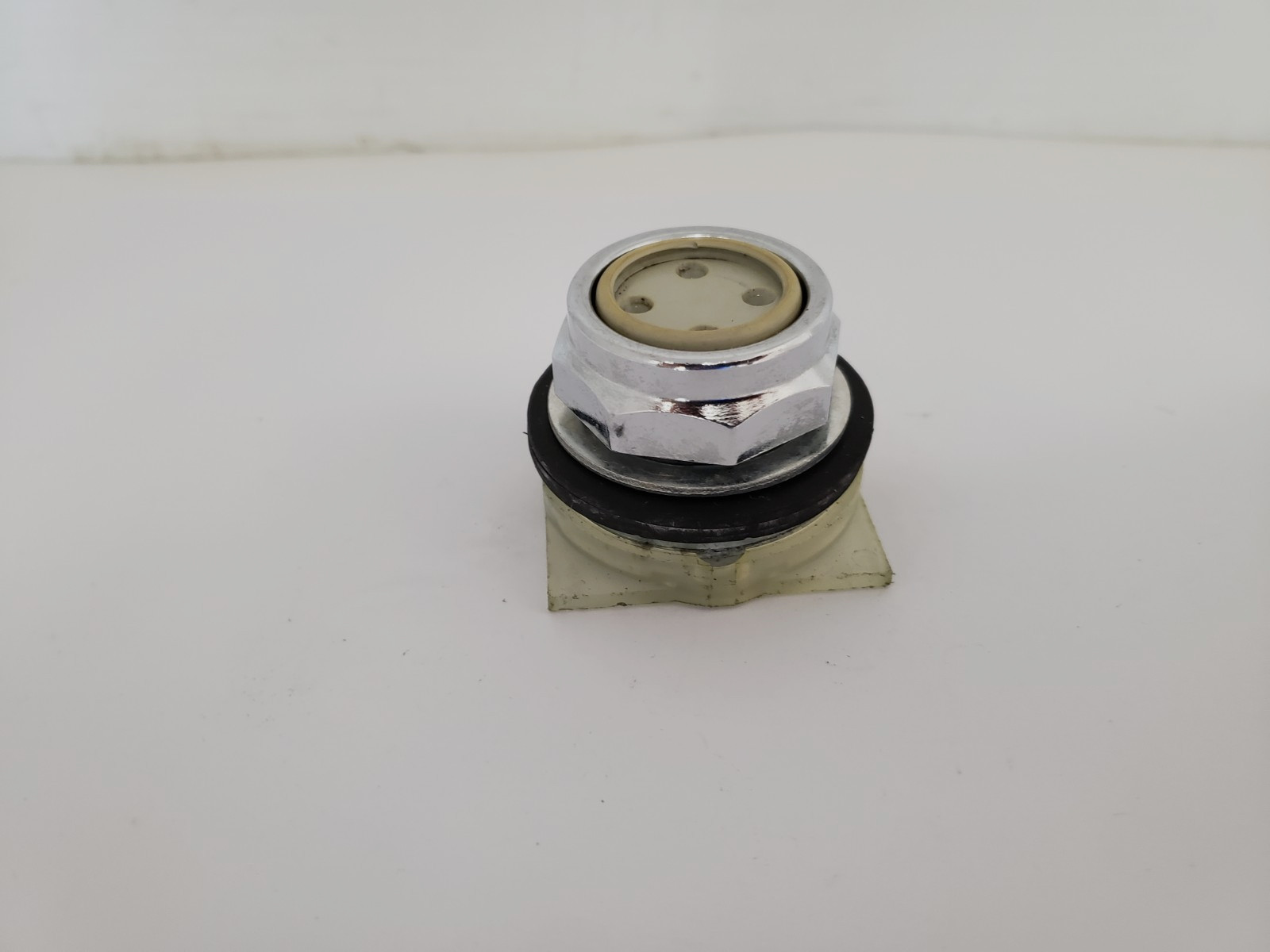 SQUARE D 9001KR1U PUSHBUTTON FLUSH 30MM W/MULTI COLOR LENS