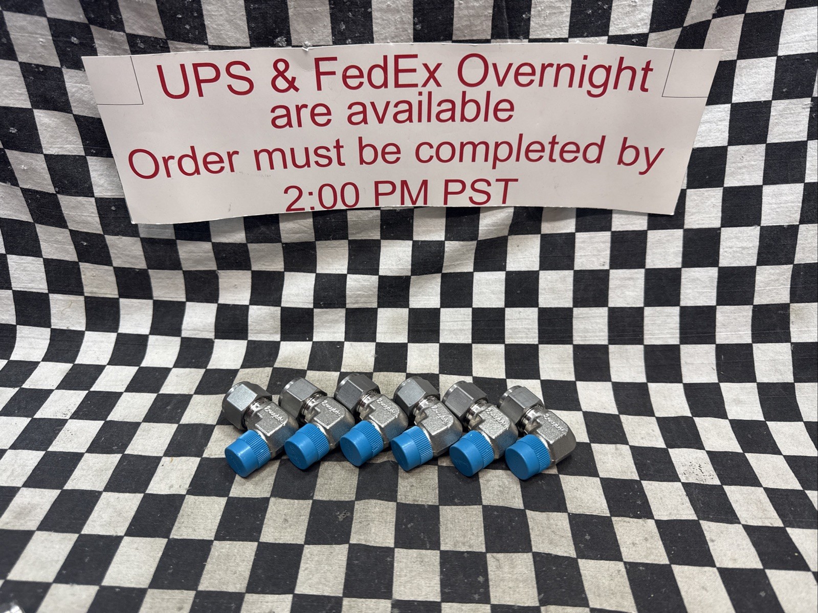 SWAGELOK MALE ELBOW 3/8″ NPT x 1/2″ TUBE, SS-810-2-6, LOT OF 6 SHIPSAMEDAY#118F2