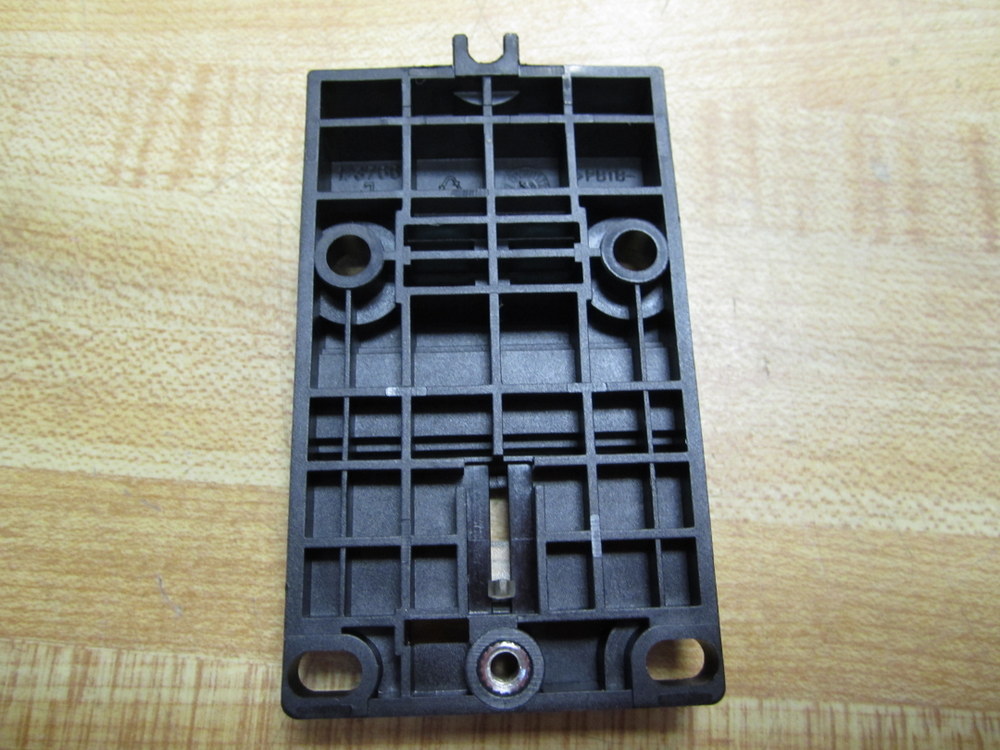 Siemens 3RK1-901-2EA00 Mounting Plate 3RK19012EA00 (Pack of 12)