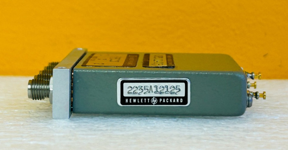 HP Agilent 33311X (08902-60024) Opt 011, 18 GHz, SMA, RF Coaxial Switch. Tested!