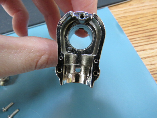 SWITCHCRAFT R4F Qty of 2 per Lot 4 Position Circular Connector Plug, Female Soc