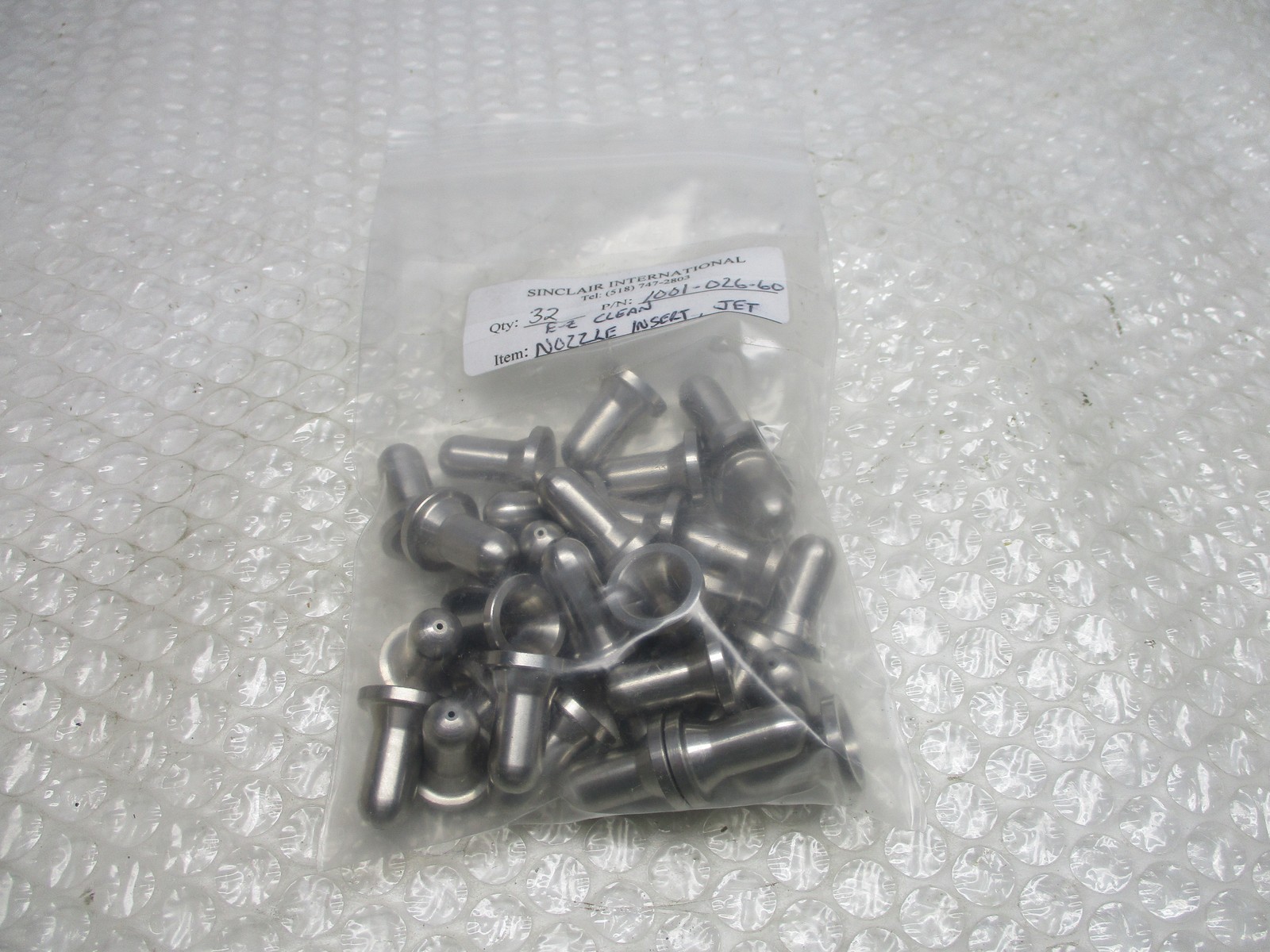 SINCLAIR 1001-026-60 NOZZLE INSERT LOT OF 32 NSNP