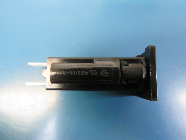 Tyco Electronics W28-XQ1A-0.5 Qty of 10 per Lot Tyco Electronics W28-XQ1A-0.5