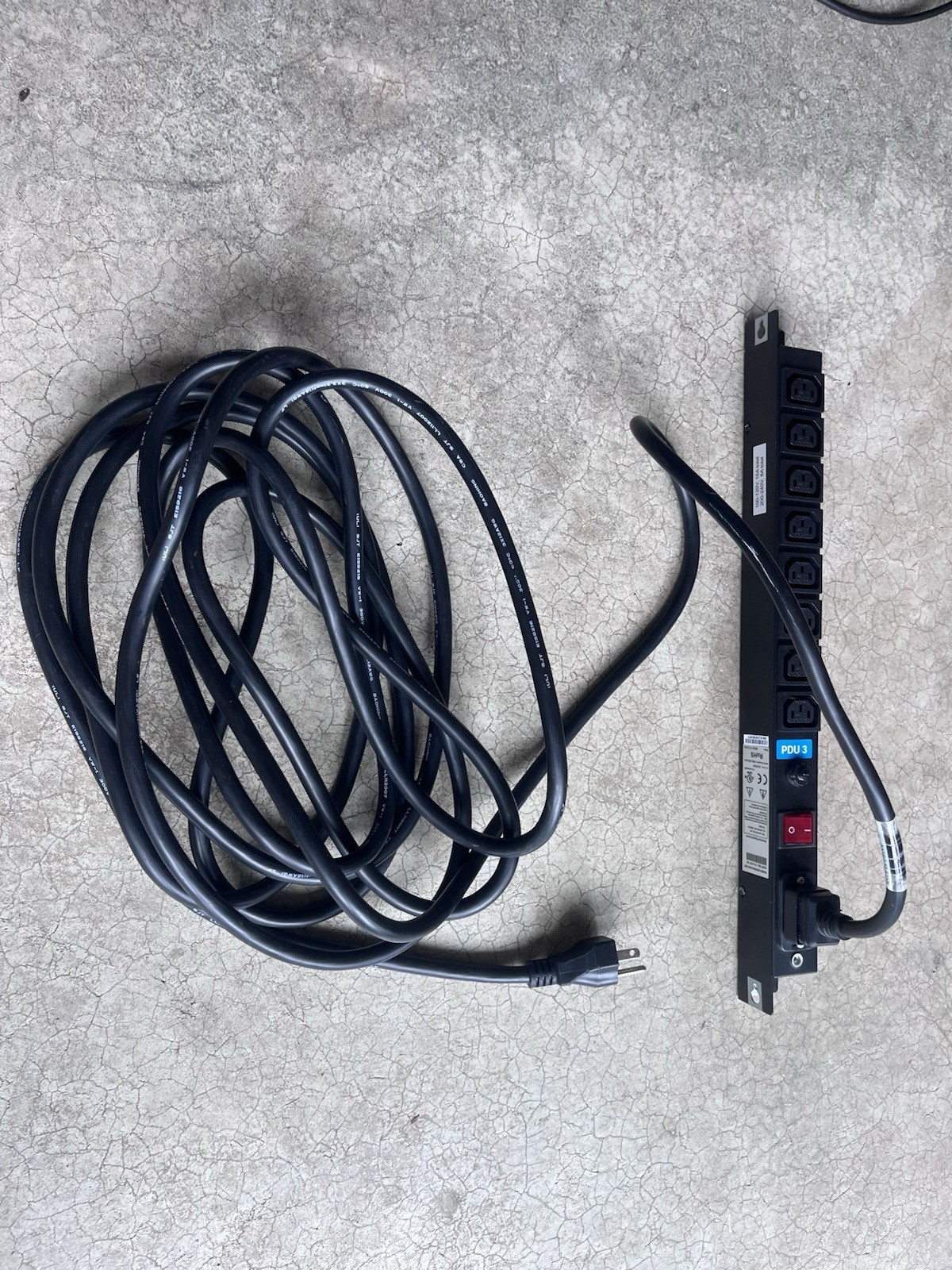 Cisco Power Distribution Unit Lot of 1 Used Working 74-4787-02