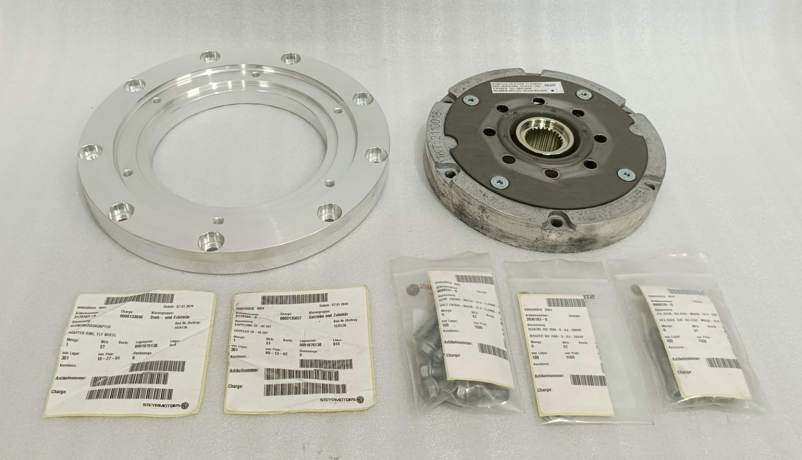 STEYR MOTORS Z002066-V Marine Transmission Coupling Kit 26T 20/40 New Surplus