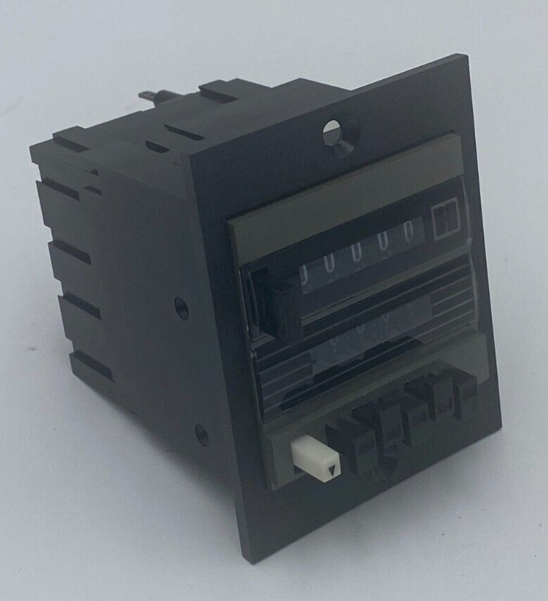 Barker Controls GO 486 464 24VDC R06 Counter