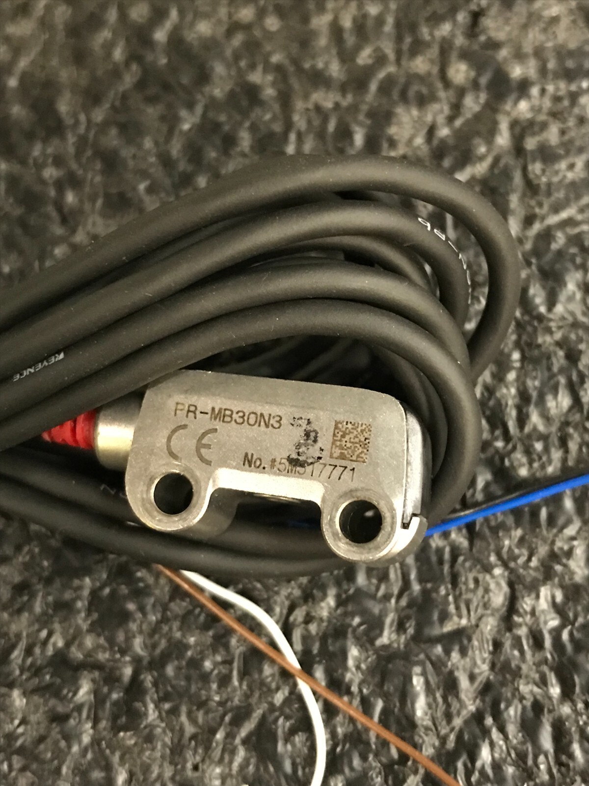 KEYENCE PR-MB30N3 Mini Slim Reflective Photoelectric Sensor