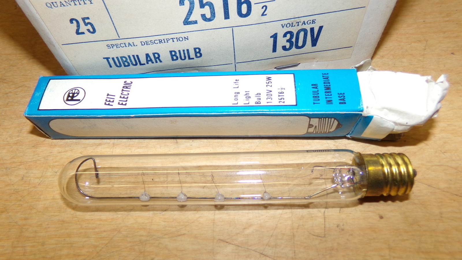 NEW Feit electric 25T6-1/2, Bulb *Free Shipping*