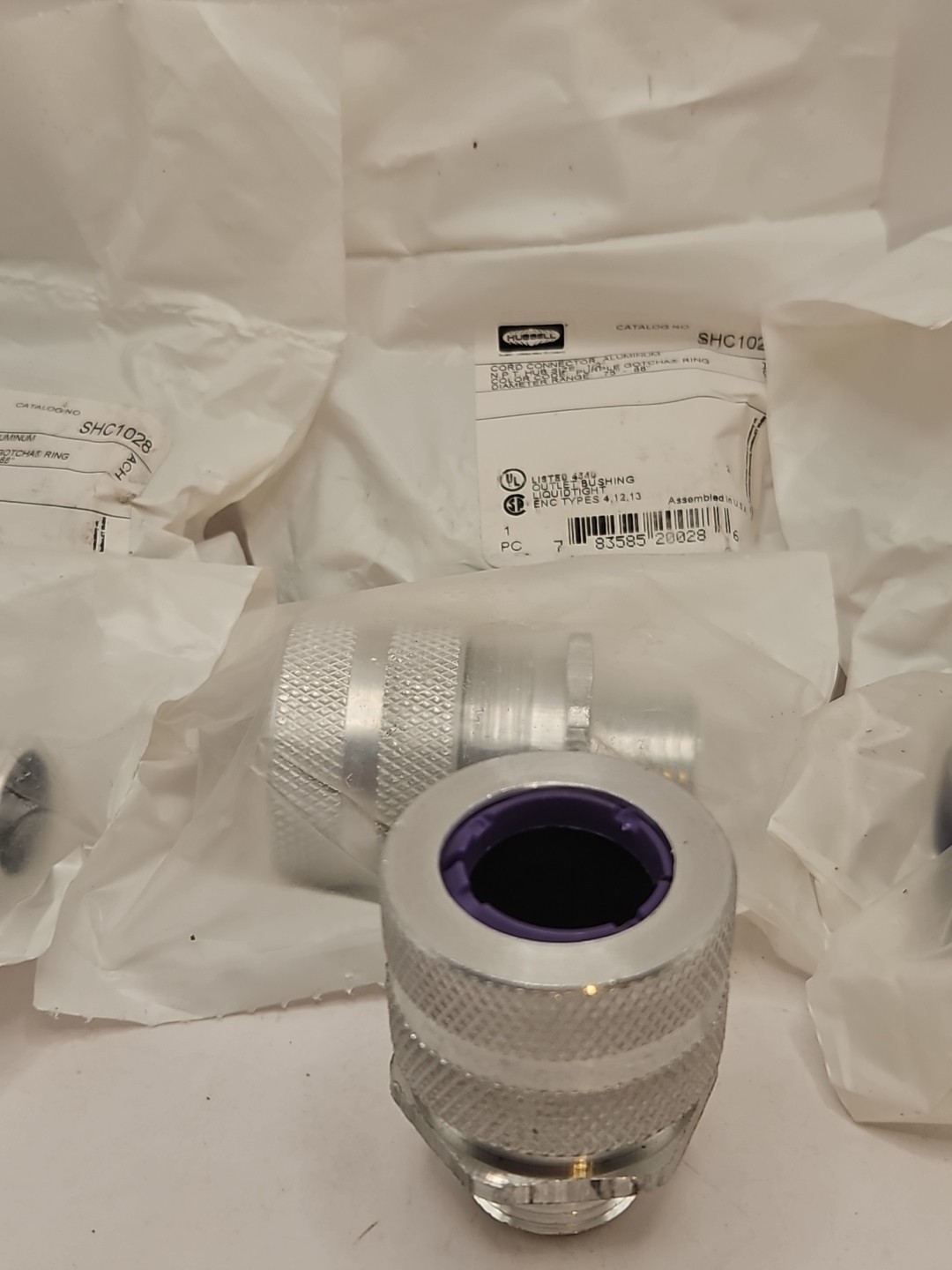 7 HUBBELL SHC1028 ALUMINUM CORD CONNECTOR 1/2 Six Original Package One No Packag