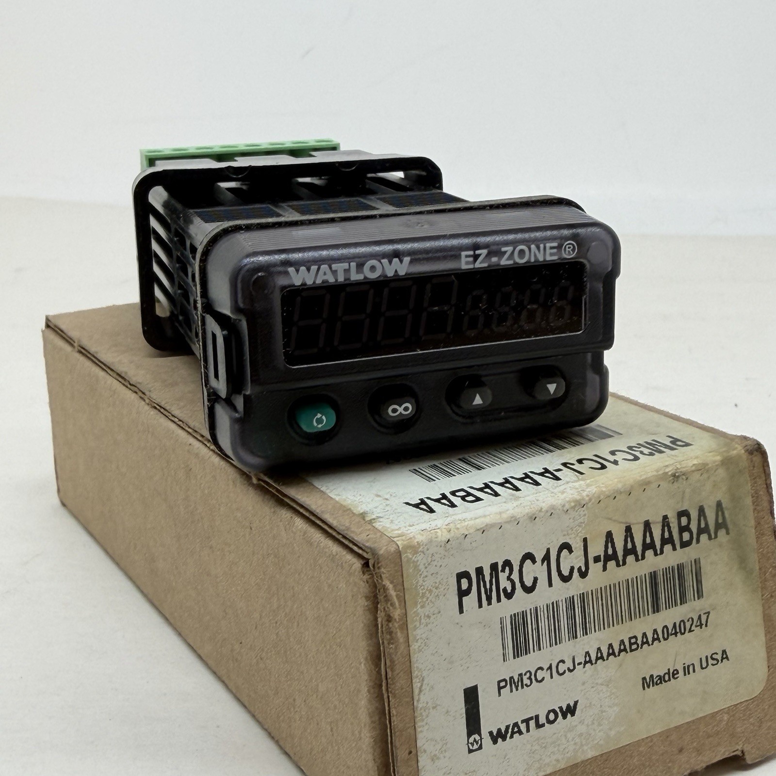 NEW WATLOW PM3C1CJ-AAAABAA PROCESS/ TEMPERATURE CONTROL 240V 50/60HZ