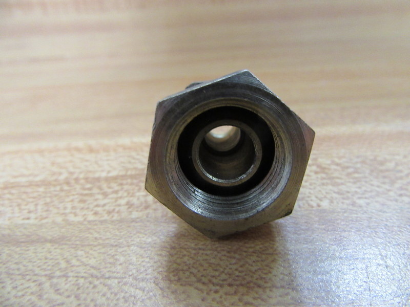 Parker 0107-4-6 Adapter Fitting 3000 PSI Rating