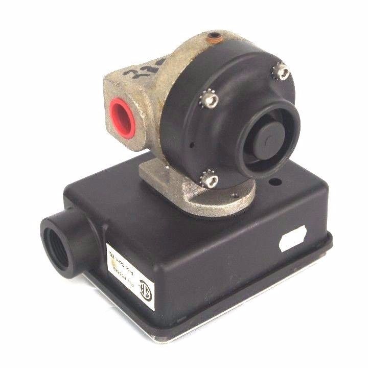 UFM 04IGM-4-150V.9-A1NR-C-2D FLOW METER 96787 CSA ENCLOSURE 5 P/N 700