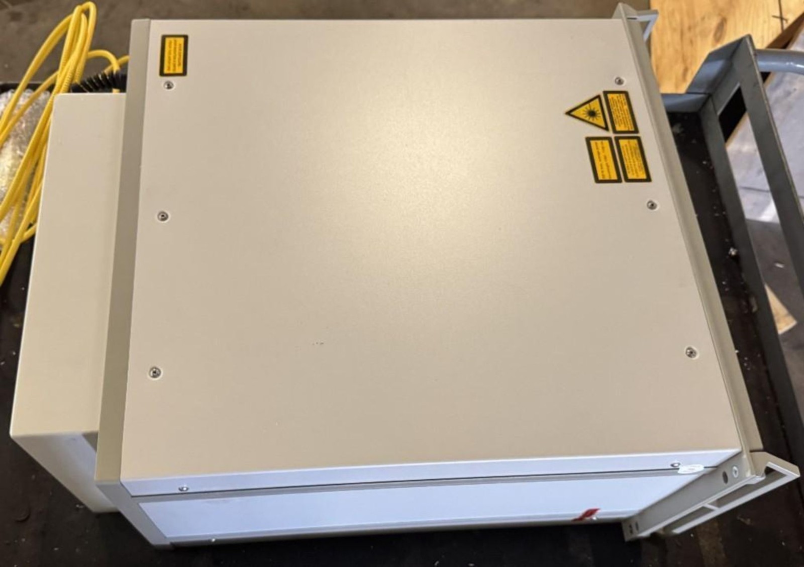 NEW IPG FIBER LASER IPG – YLR-200-SM-EOS, Germany.