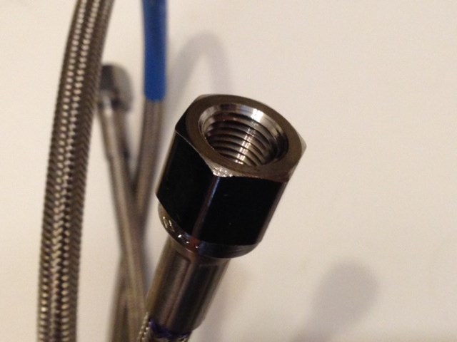 High Pressure Braided Stainless Hose 36″ / 3 ft – Cleaned for Oxygen (PTFE Hose)