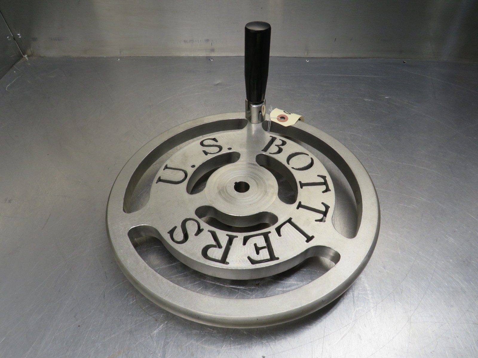 US Bottlers Machinery Handwheel 5/8″ Bore 11″ Diameter