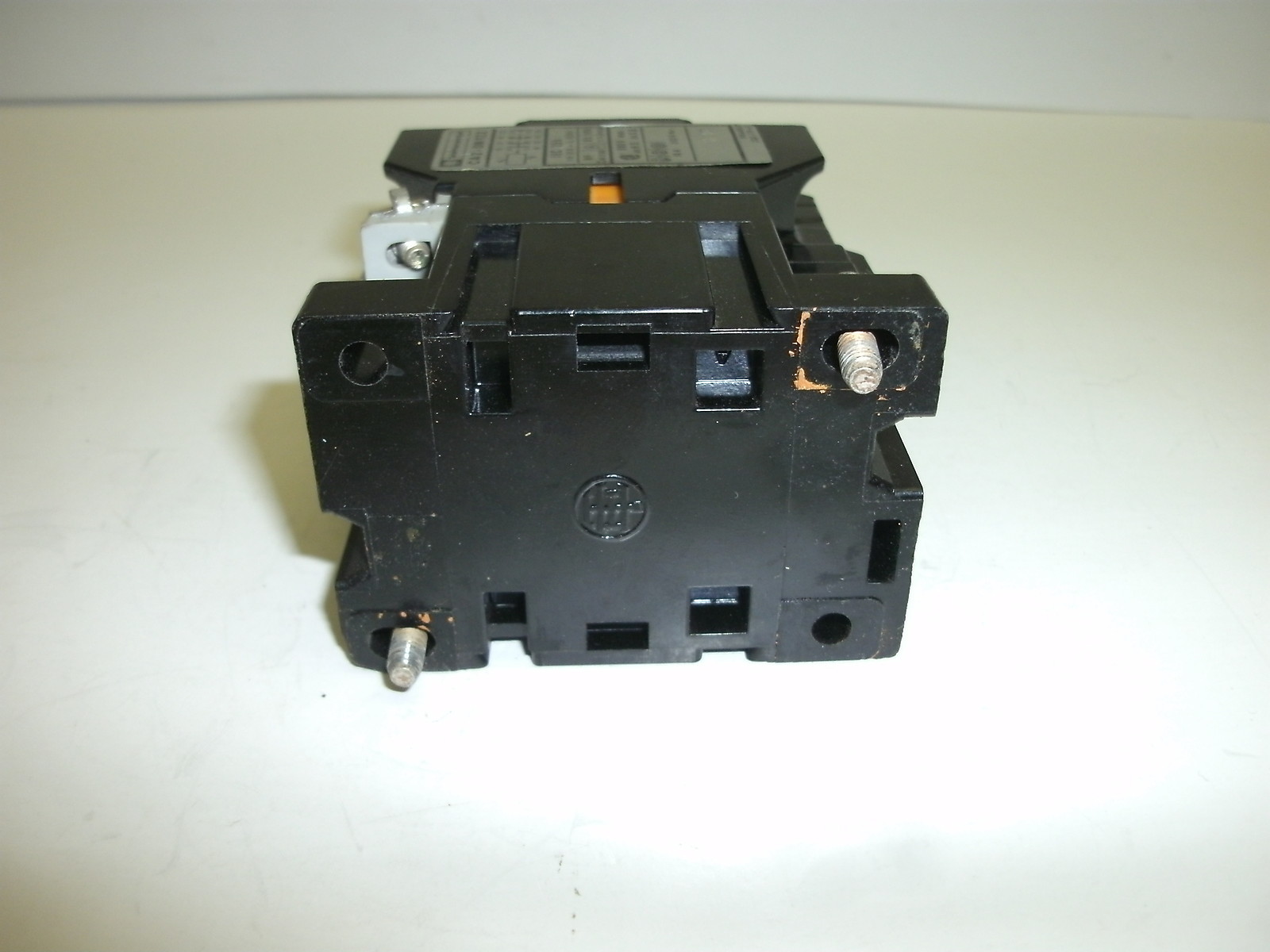 TELEMECANIQUE CA2-DN122 RELAY 100V 50 Hz 110-110V 60 Hz 4 POLE