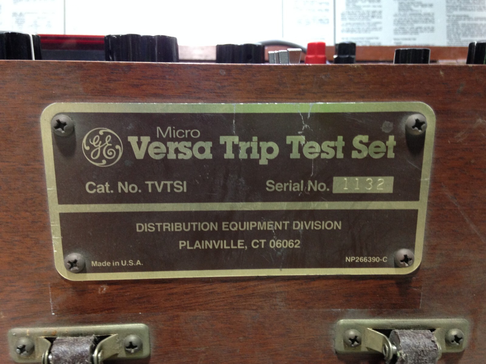 GENERAL ELECTRIC MICRO VERSA TRIP TEST SET TVTSI – POWERS ON – UNTESTED
