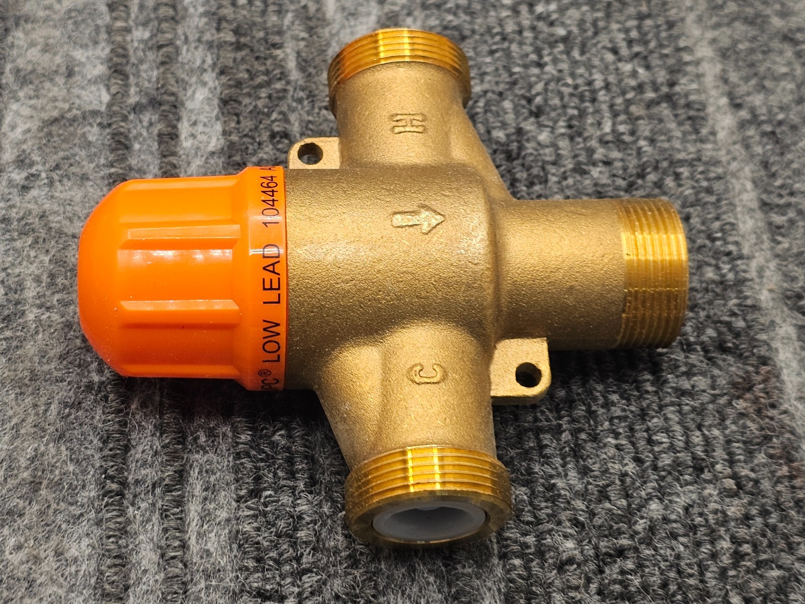 Moen 104464 3-Port Thermostatic Mixing Valve 1/2″ Crimp Ring PEX 12gpm 20-125psi