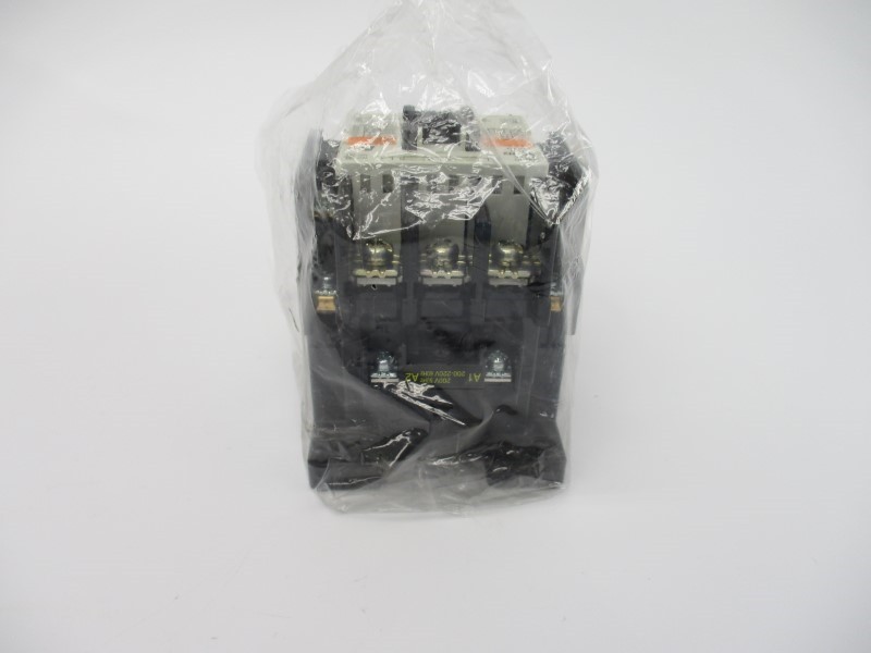 FUJI ELECTRIC 3NC1Q 200-220V 70A NSNP
