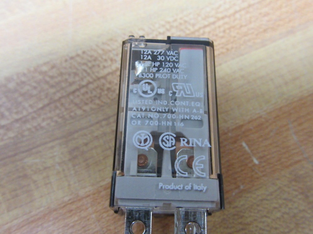 Allen Bradley 700-HF32Z24-4-24V DC Relay 700-HF32Z24-4 Series C